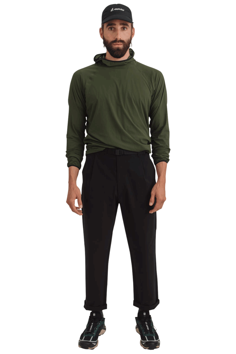 Goldwin One Tuck Tapered Stretch Pants - Black | Garmentory