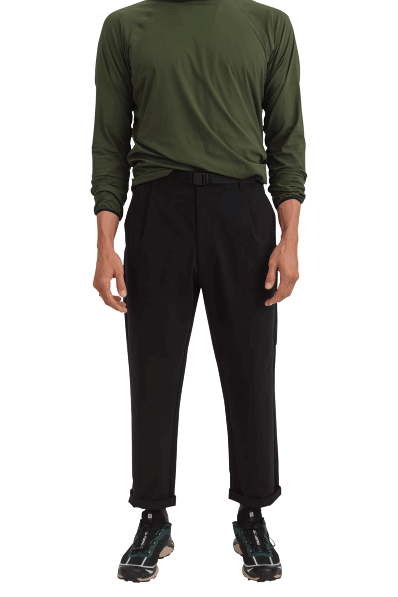 Goldwin One Tuck Tapered Stretch Pants - Black | Garmentory