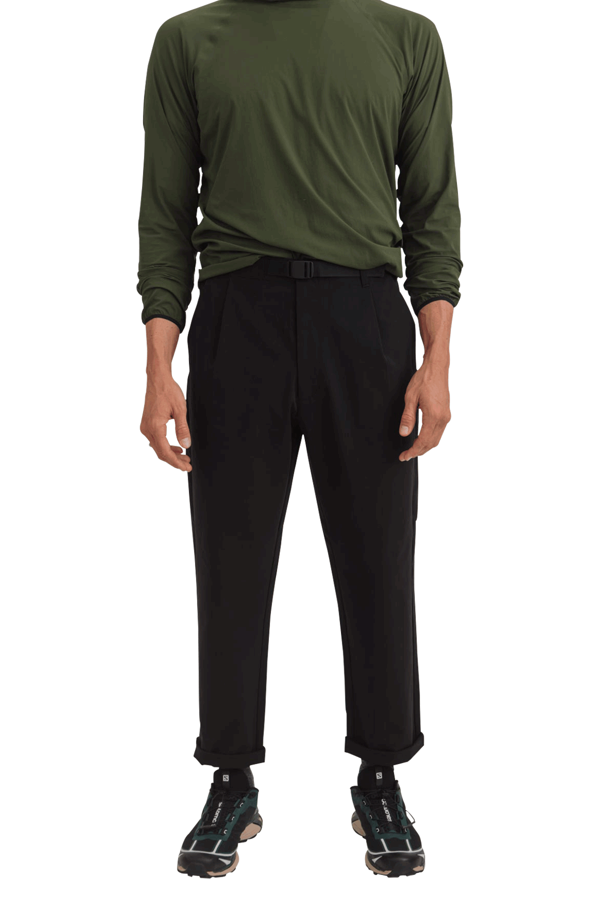 Goldwin One Tuck Tapered Stretch Pants - Black | Garmentory