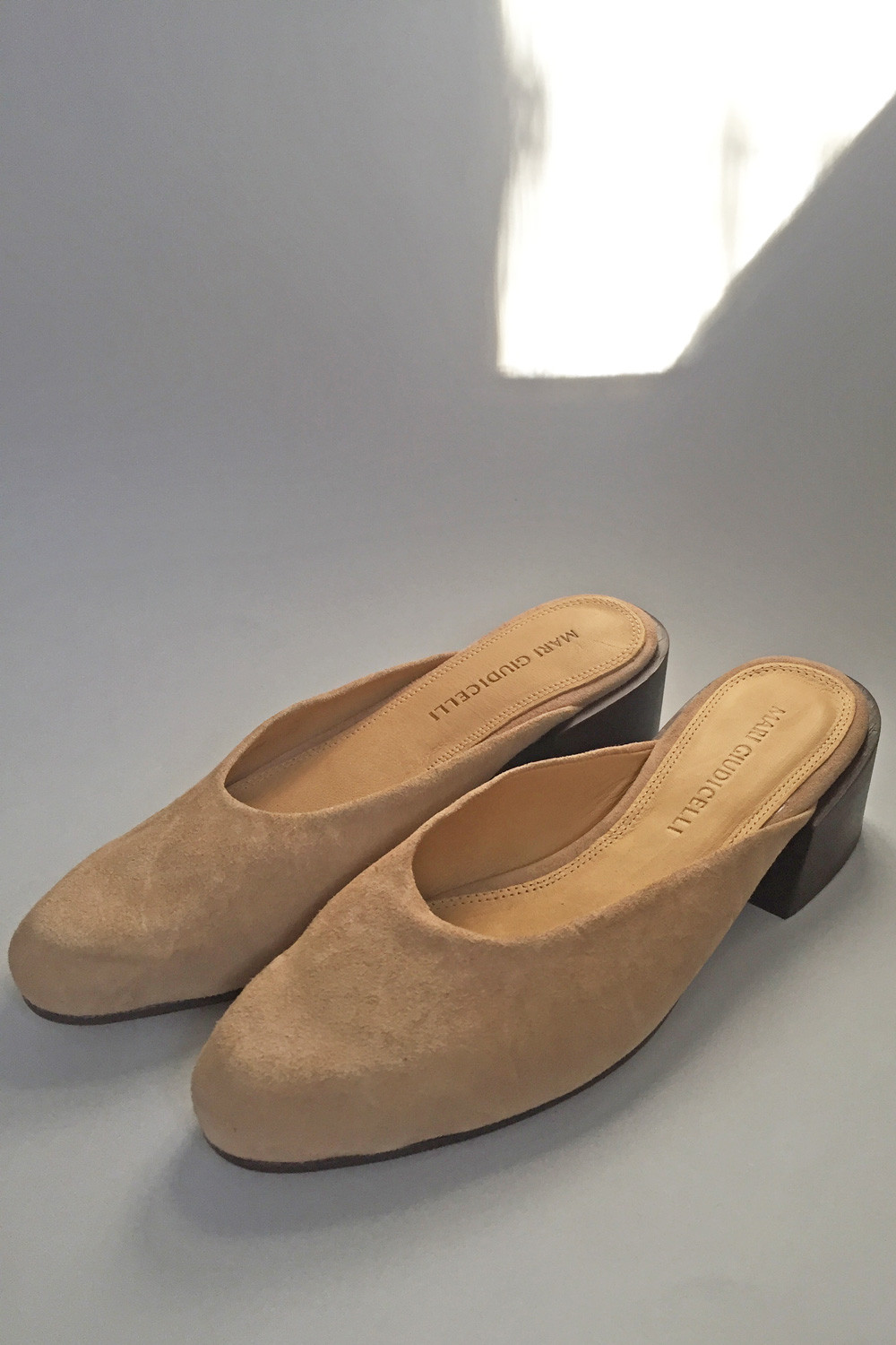 MARI-GIUDICELLI-LEBLON-MULE-