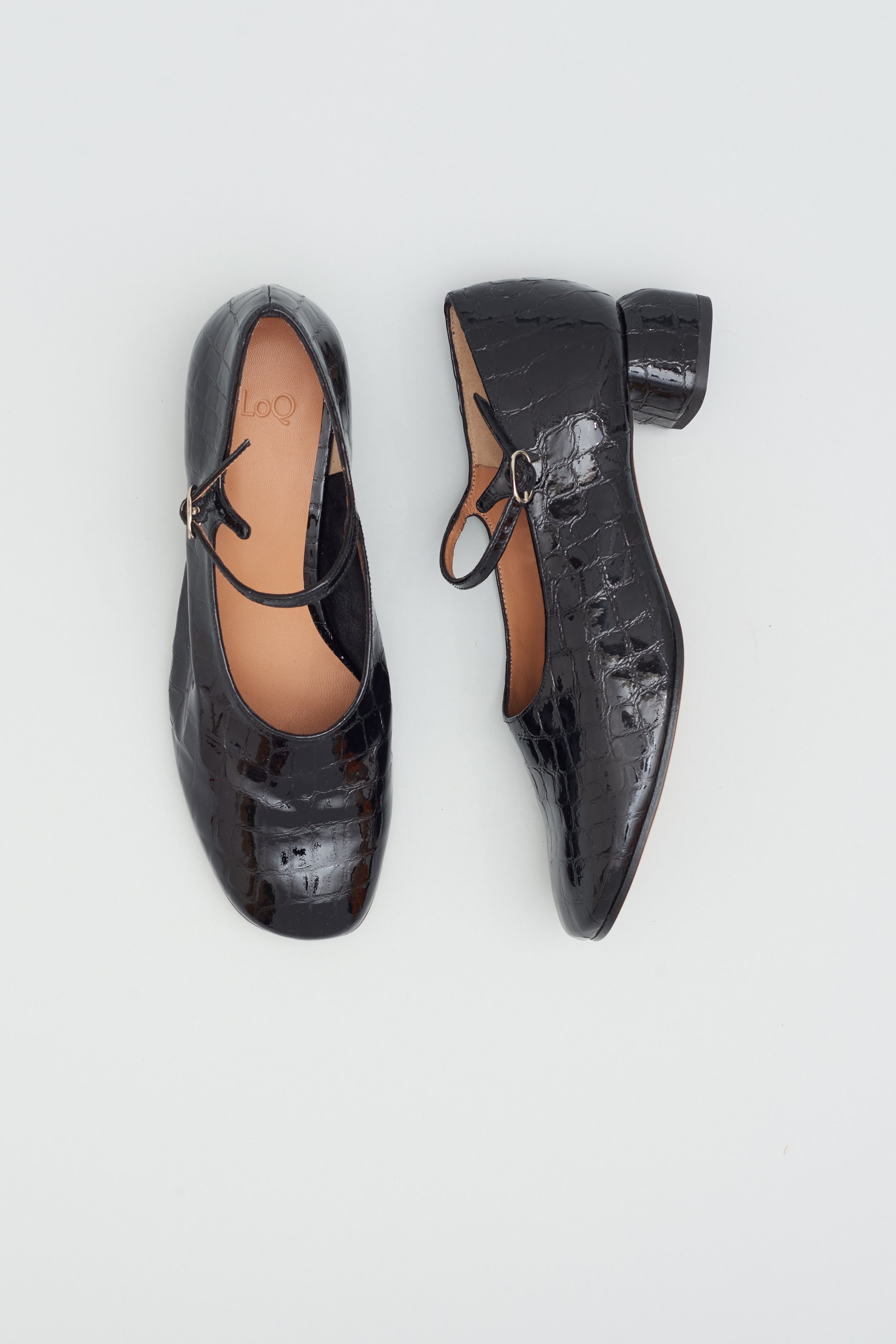 LoQ Ema Heeled Mary Jane in Hueso