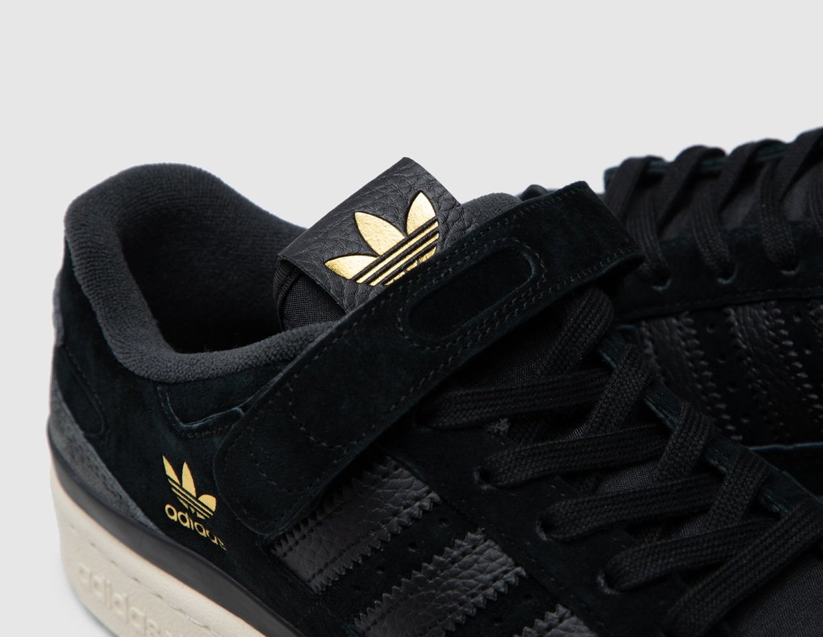 adidas Originals Forum 84 Low Core sneakers - black | Garmentory