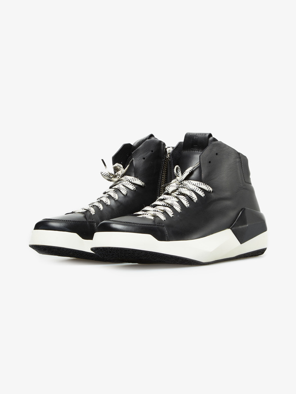 Pre-Loved] Cinzia Araia M Black Leather Geometric Sole High Top