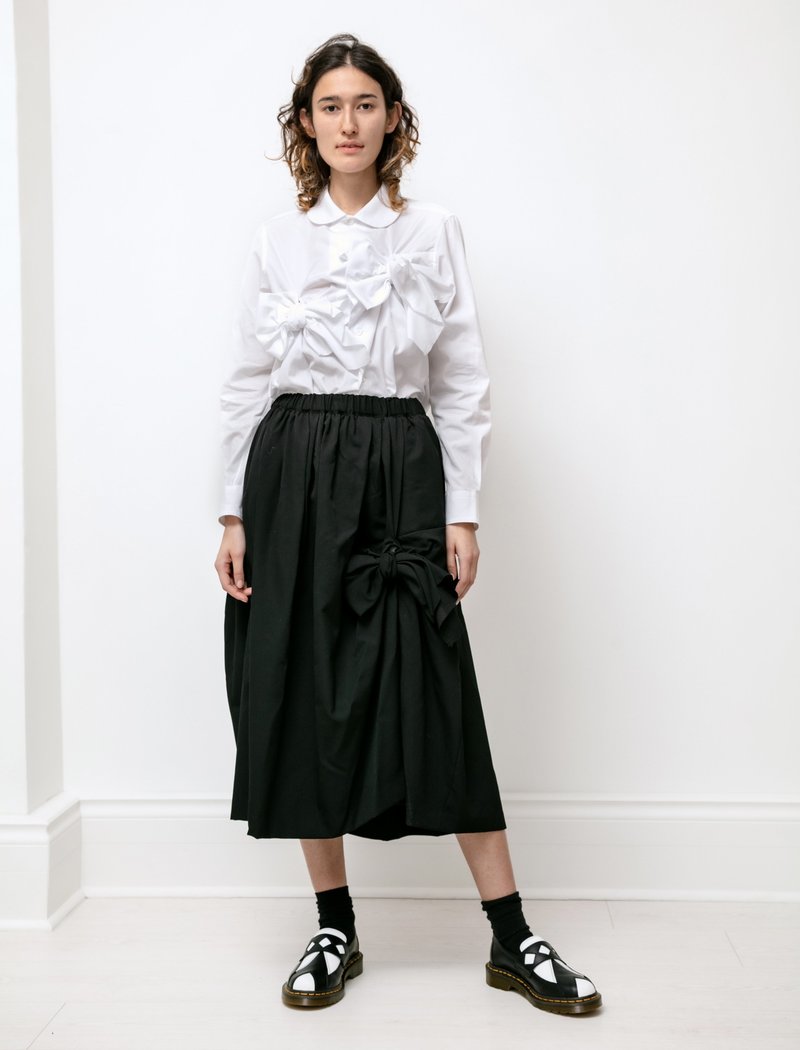 ★chemehc★BOW UNBALANCED SKIRT_LIGHT (BLACK)★韓国送料込 Comme des Garçons Bow Skirt - Black | Garmentory