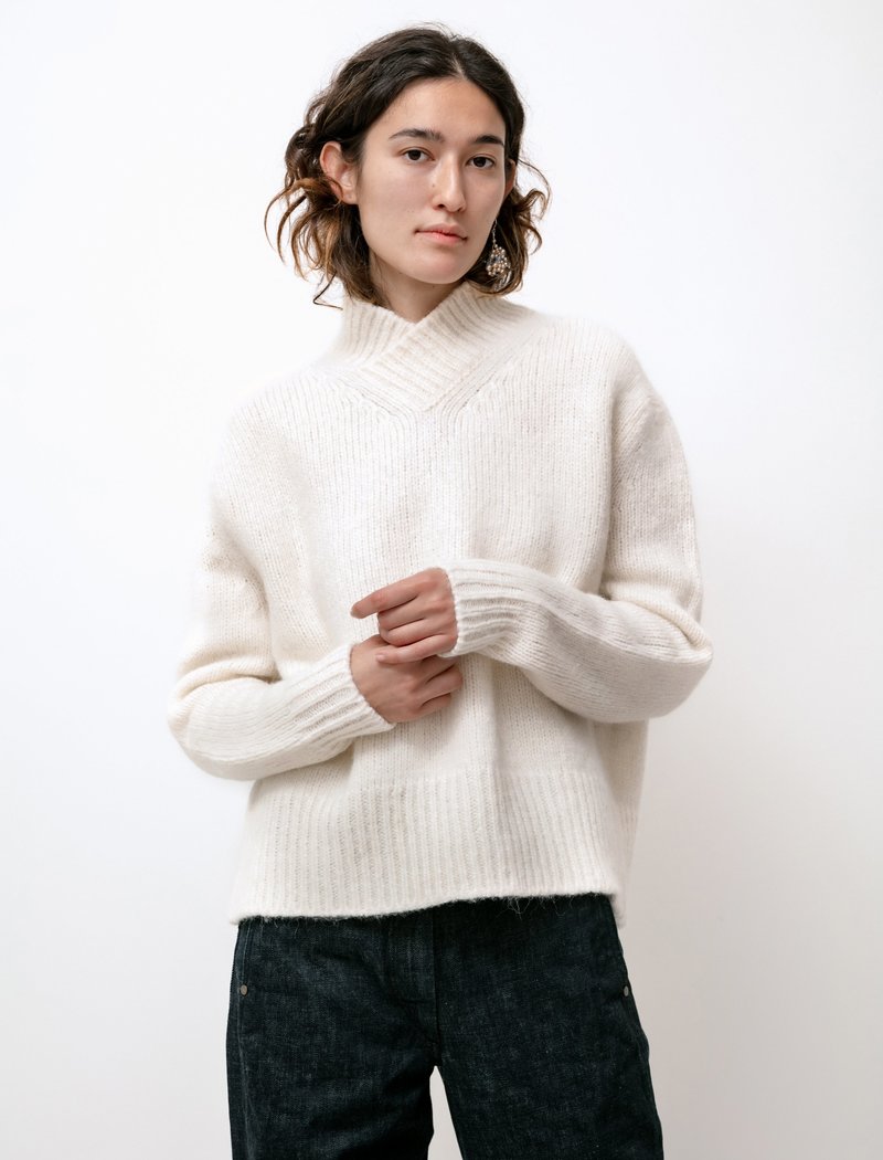 トップス STUDIO NICHOLSON KELVIN V-NECK KNIT Steven Alan（スティーブンアラン）の「＜STUDIO NICHOLSON＞KELVIN V