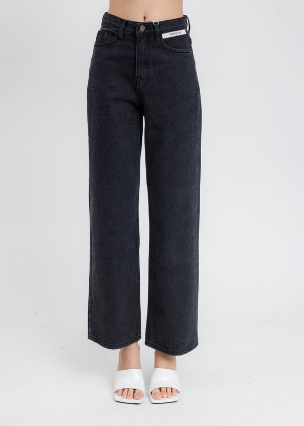 【KIMHEKIM】Giant Label Flare Jeans Black KIMHĒKIM Label Wide Fit Jeans - Black | Garmentory