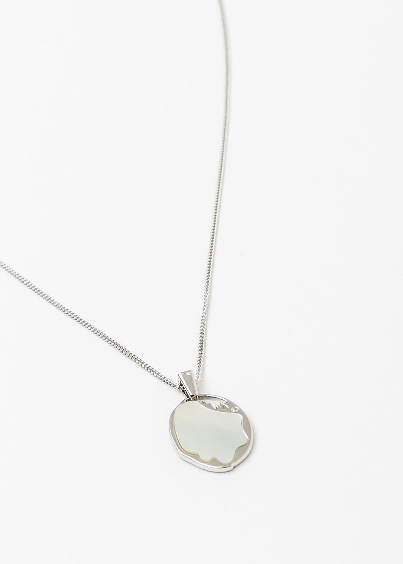 William Shen Silver And Pearl Necklace William Shen Silver And Pearl Necklace