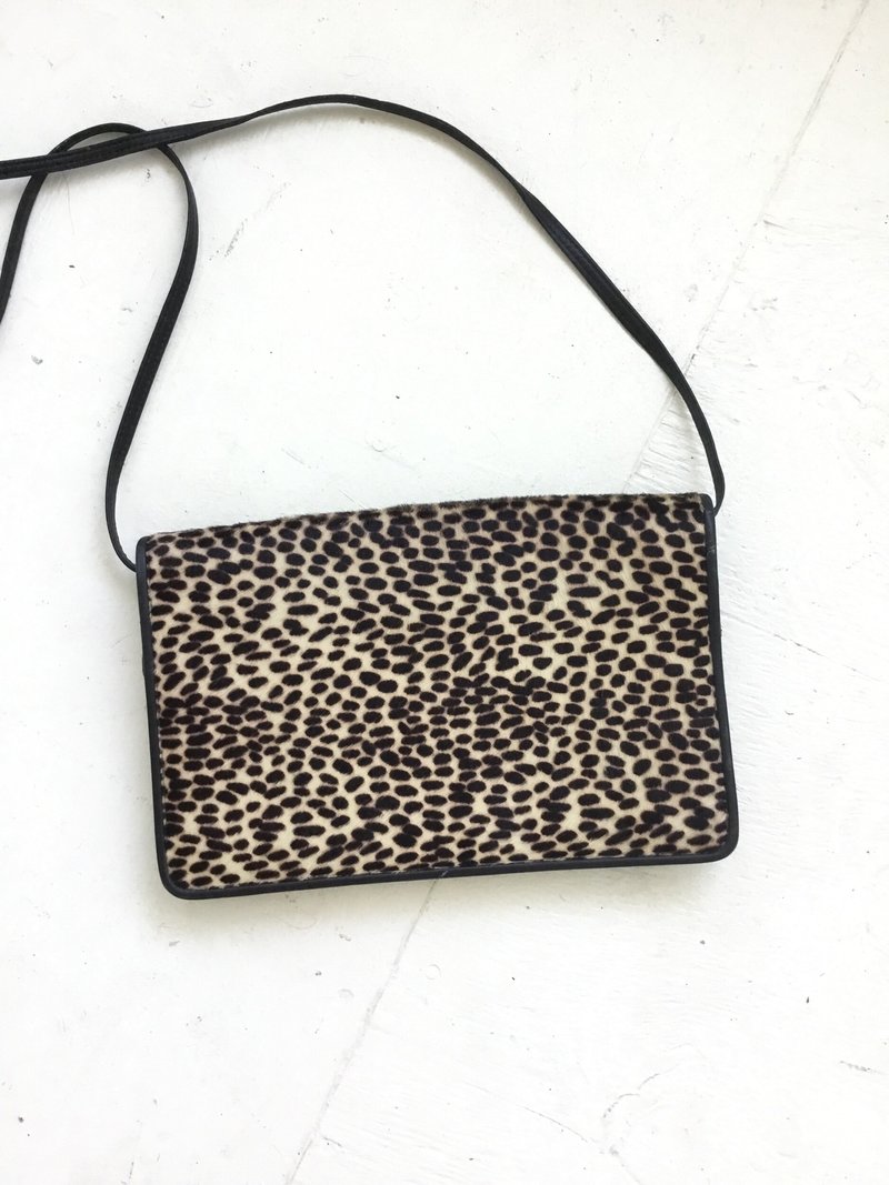 Vintage Anne Klein for Calderon envelope purse leopard Garmentory