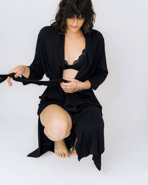 Skin Worldwide Carina Robe - Black