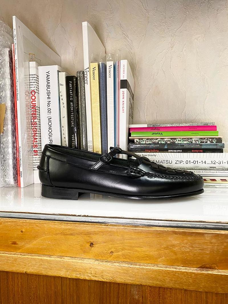 Hereu Maqueda Loafer - Black | Garmentory
