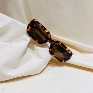 Raie Eyewear Mary Sunglasses - Tort | Garmentory display picture 3