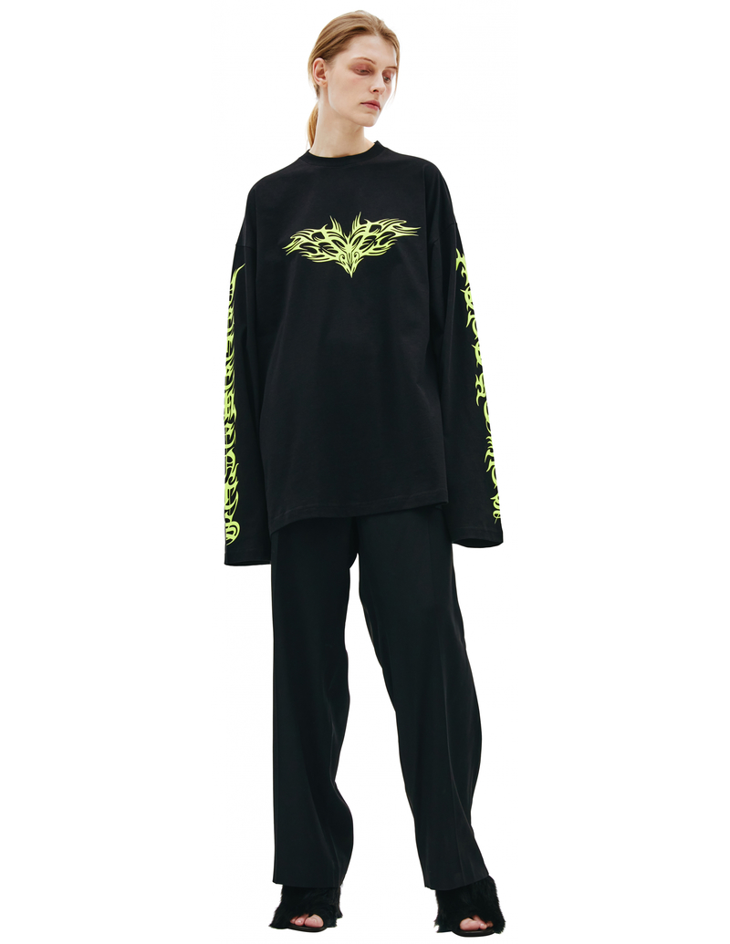 Vetements Gothic Print Longsleeve T-shirt - Black | Garmentory