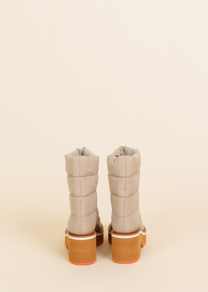 Robert Clergerie Ally Boot - beige