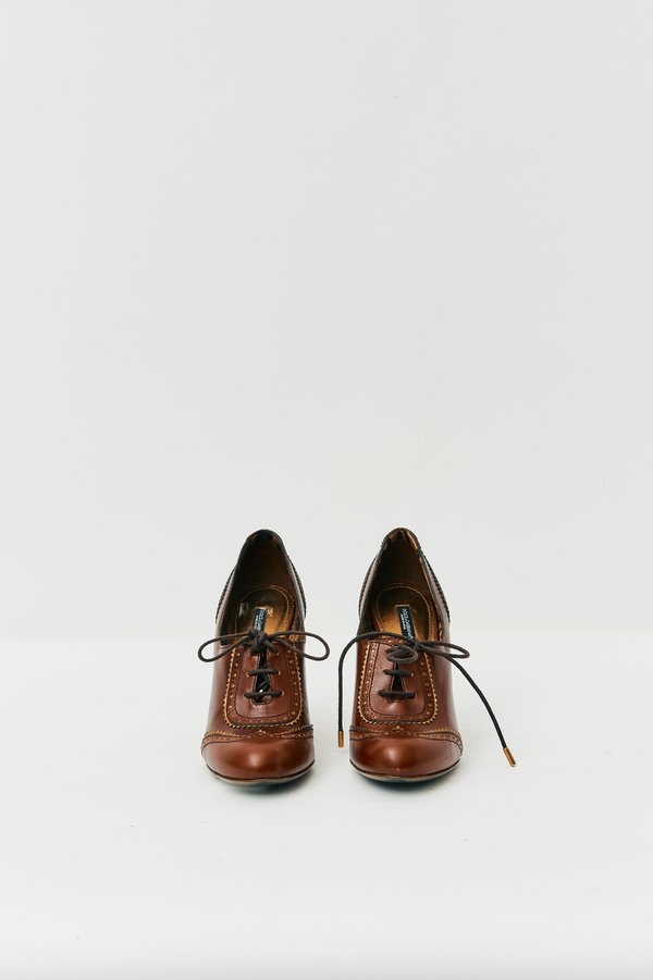 靴 dolce & gabbana pointed toe lace up shoe dolce & gabbana pointed toe lace up shoe