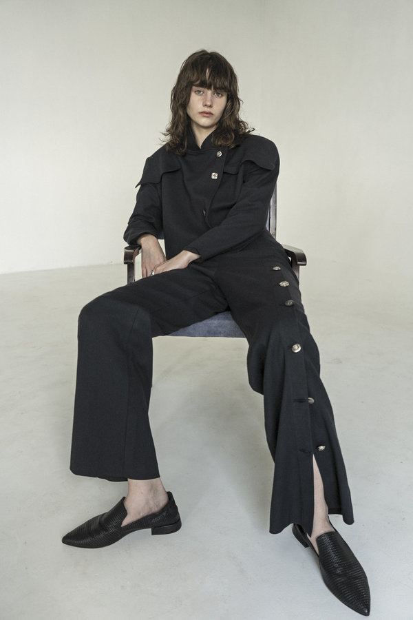 LVIV VINTAGE BUTTONS SUIT - Black 