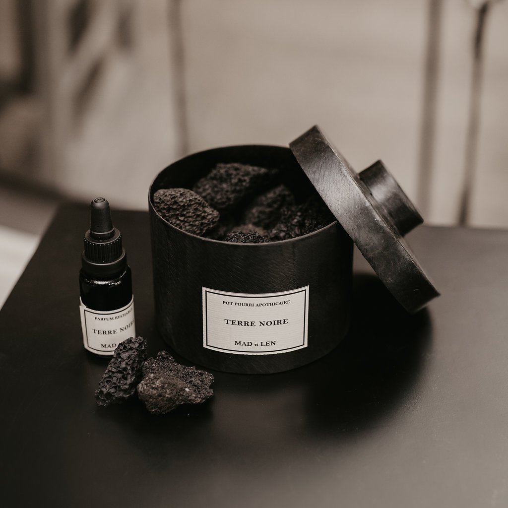 Mad et Len Pot Pourri Apothicaire Petit Lava Rocks | Garmentory