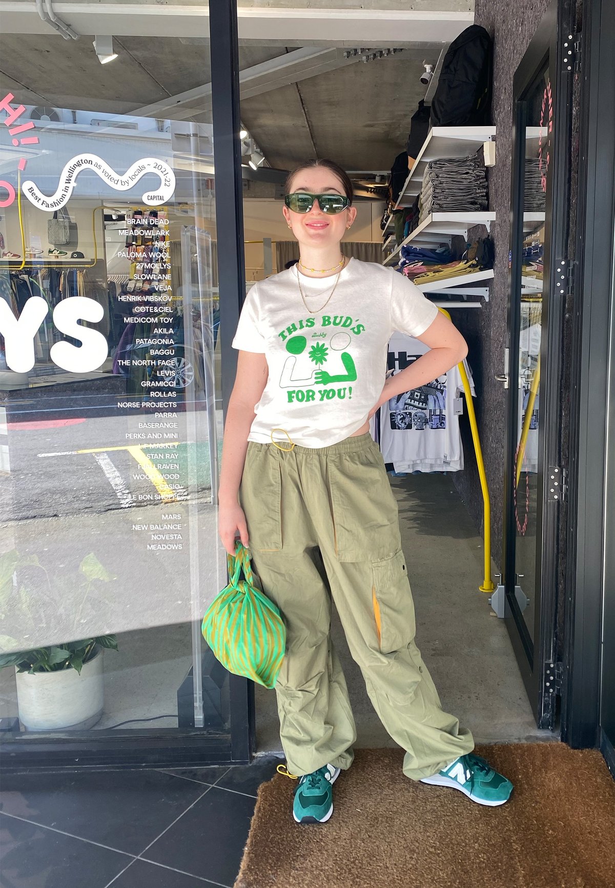 Outfit New Balance 574 With Joggers New Balance 574 Green Outfit