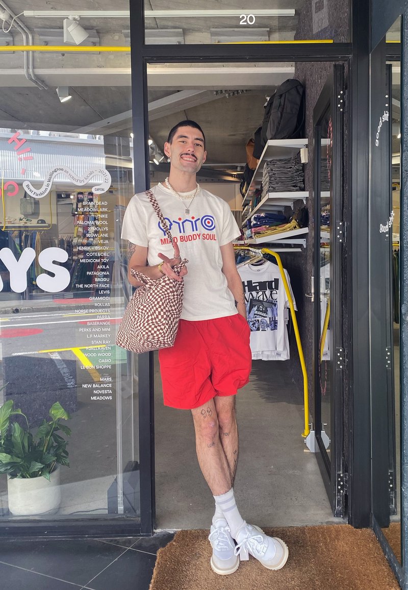 BAGGU Horizontal Duck Bag - maroon trippy checker