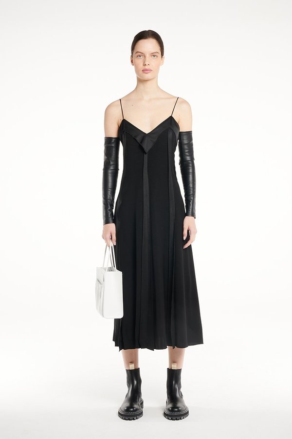 【関税&送料込】Mm6 Silk Slip Dress MM6 Maison Margiela Reversed Slip Dress - Black | Garmentory