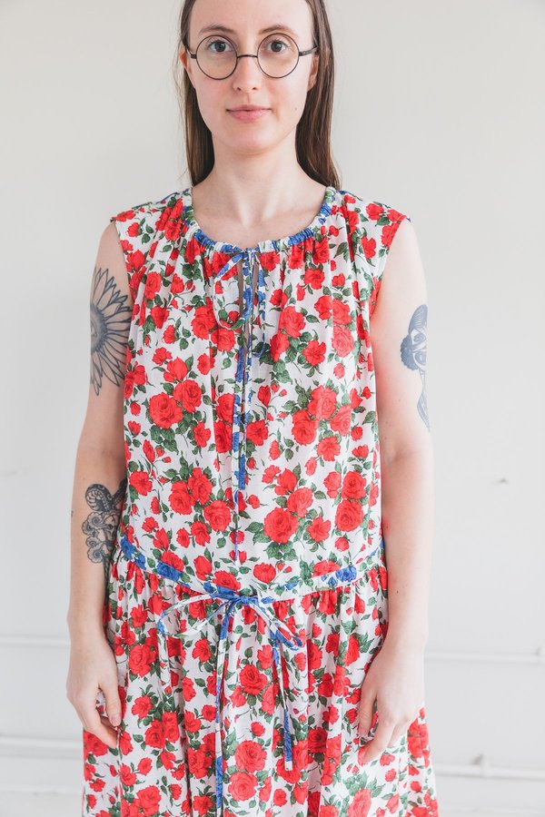 KASMARIA ROSE LONG DRESS - RED/BLACK