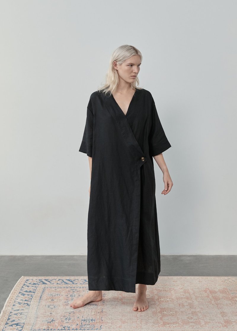 deiji studios linen dress Deiji Studios Net Sustain Totem Gathered Floral-Print Washed-Linen Maxi Dress In White - 50% Off