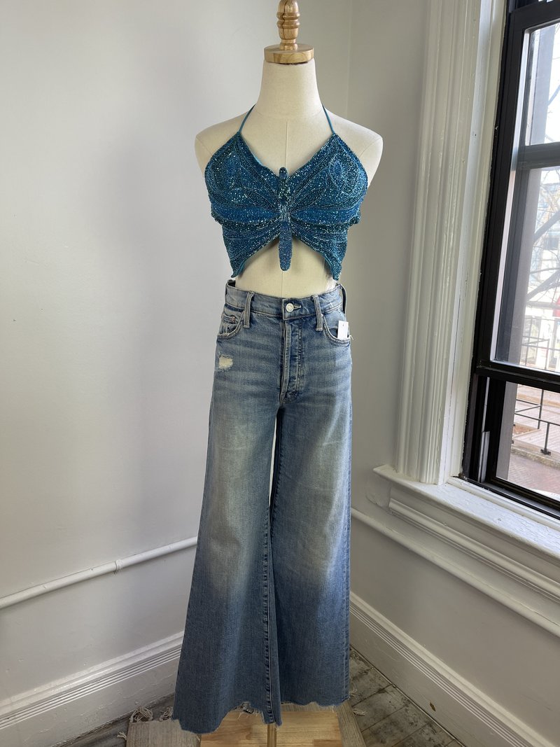 新品　mother the tomcat roller chew マザー　デニム MOTHER The Tomcat Roller Chew Jeans | Neiman Marcus
