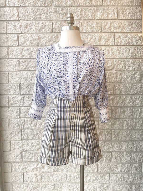 Alix Of Bohemia PETRA PLAID SHORT - GREY BLUE PLAID