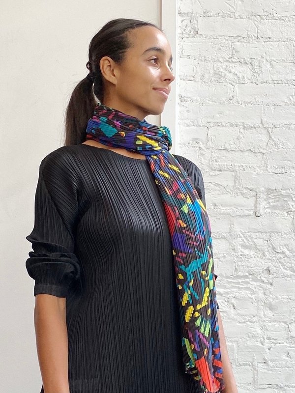 Pleats Please by Issey Miyake Madame T Stole - Black Confetti