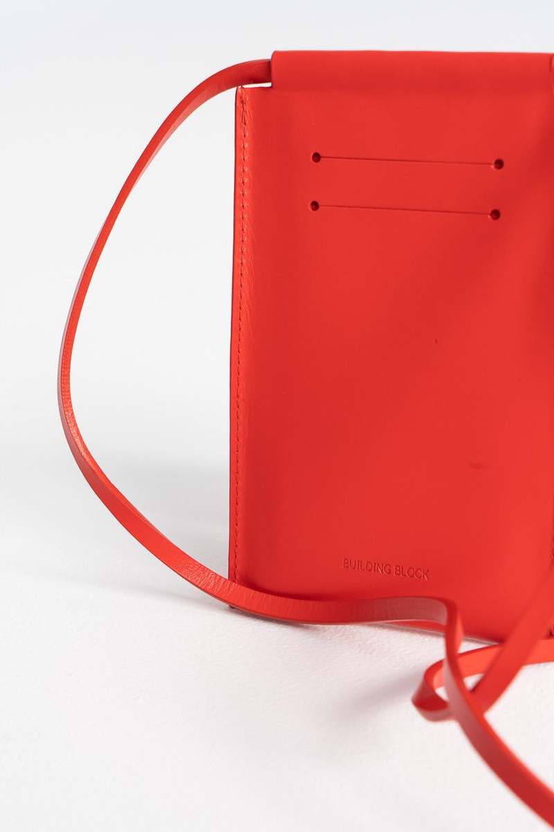 【BUILDING BLOCK】　IPHONE SLING Building Block iPhone Sling in Accessories | Vince