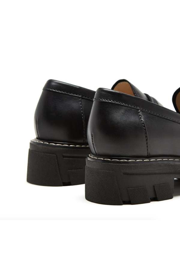 la canadienne Douglas Leather Loafer - Black