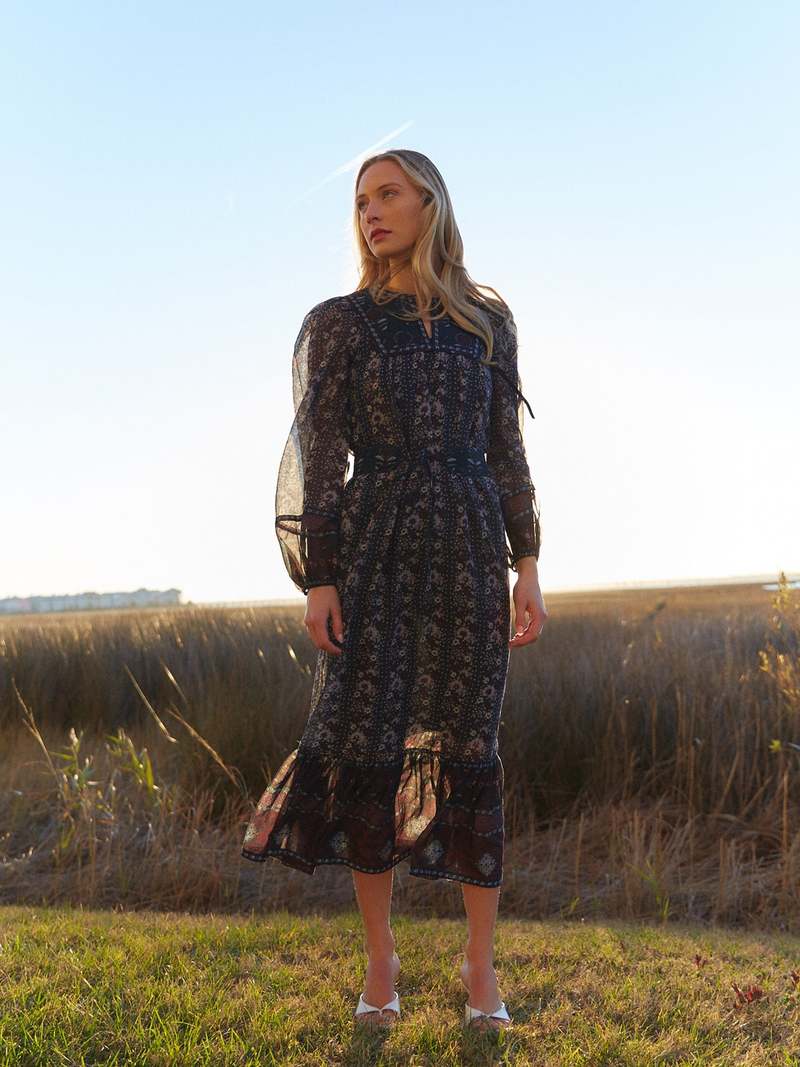 chinese dress ladies Black Berry Garden Long Sleeve Pleated Maxi Dress main image 0