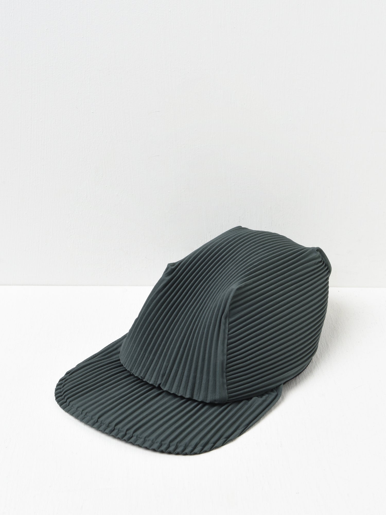 Homme Plisse Issey Miyake Pleats Cap - Blue Green/Green | Garmentory