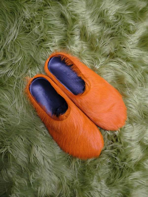 Marni Long Calf Hair Fussbett Sabot Slide - Orange | Garmentory display picture 2