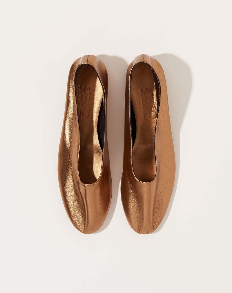 Glove in Bronze | Garmentory