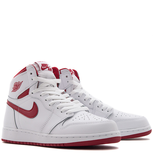 JORDAN 1 RETRO HIGH OG GS METALLIC RED / WHITE JORDAN 1 RETRO HIGH OG GS METALLIC RED / WHITE