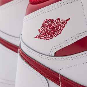 JORDAN 1 RETRO HIGH OG GS METALLIC RED / WHITE JORDAN 1 RETRO HIGH OG GS METALLIC RED / WHITE