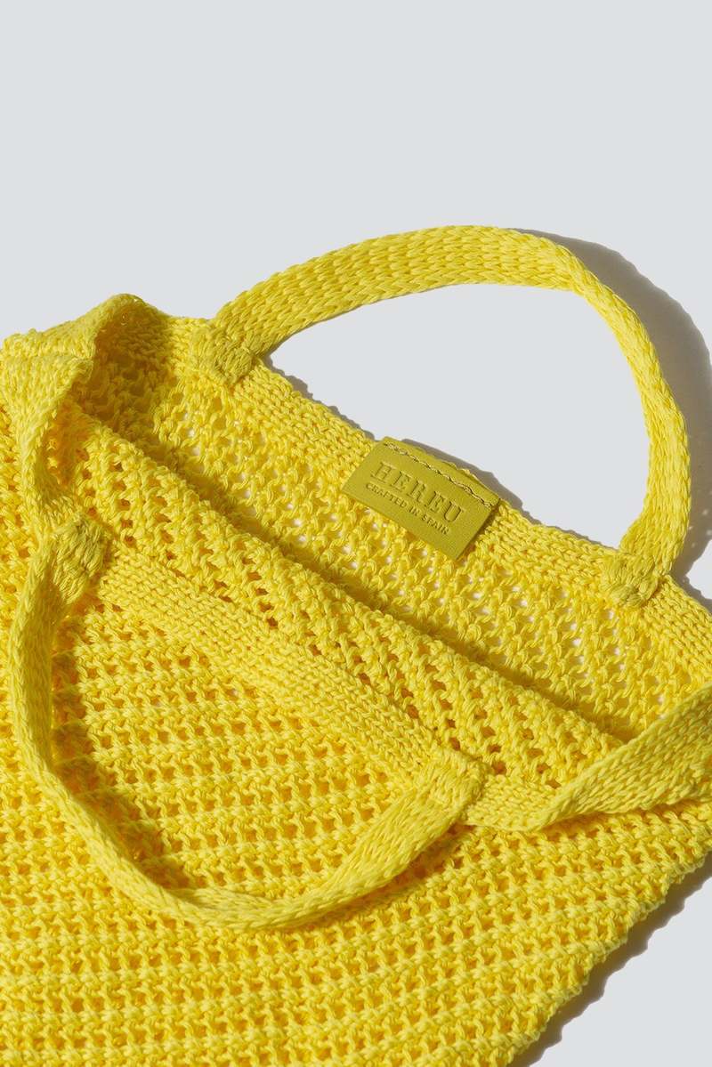 トートバッグ HERAU FRUITA Packable Net Bag Hereu Fruita Packable Knitted Net Bag - Lemon | Garmentory