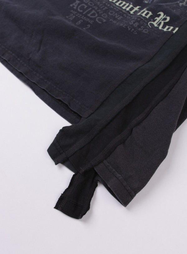 Needles Rebuild 7 Cut Tee Rock MEDIUM (B) Needles Rebuild 7 Cut Tee Rock MEDIUM (B)