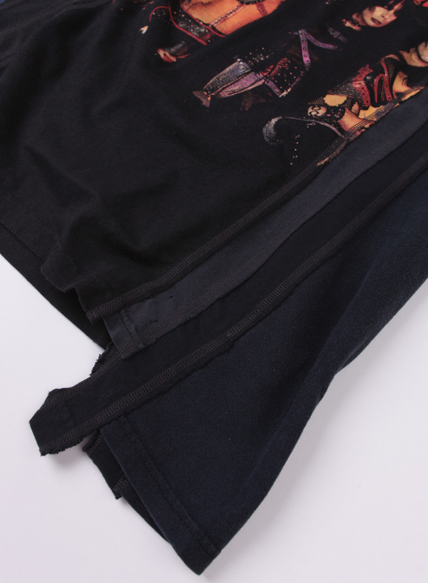 Needles Rebuild 7 Cuts Tee Rock XL Needles Rebuild 7 Cuts Tee Rock XL