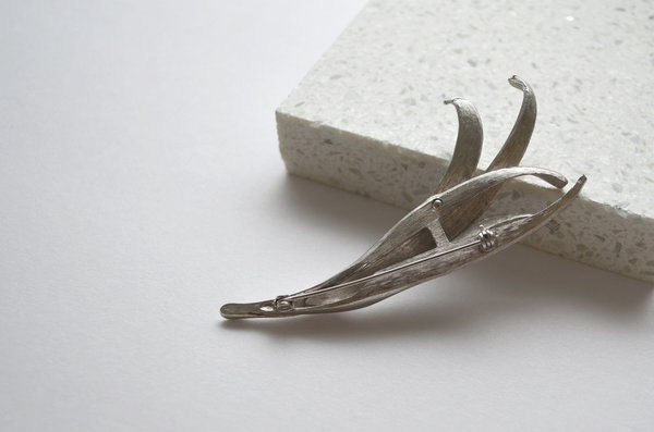 Clan of Cro Vintage | SILVER LEAF BROOCH Clan of Cro Vintage | SILVER LEAF BROOCH