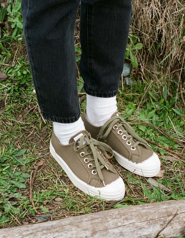 ꕤまさま専用ꕤ【新品】 NOVESTA STAR MASTER LOW Black Comme Des Garçons x Novesta Star Master Sneakers