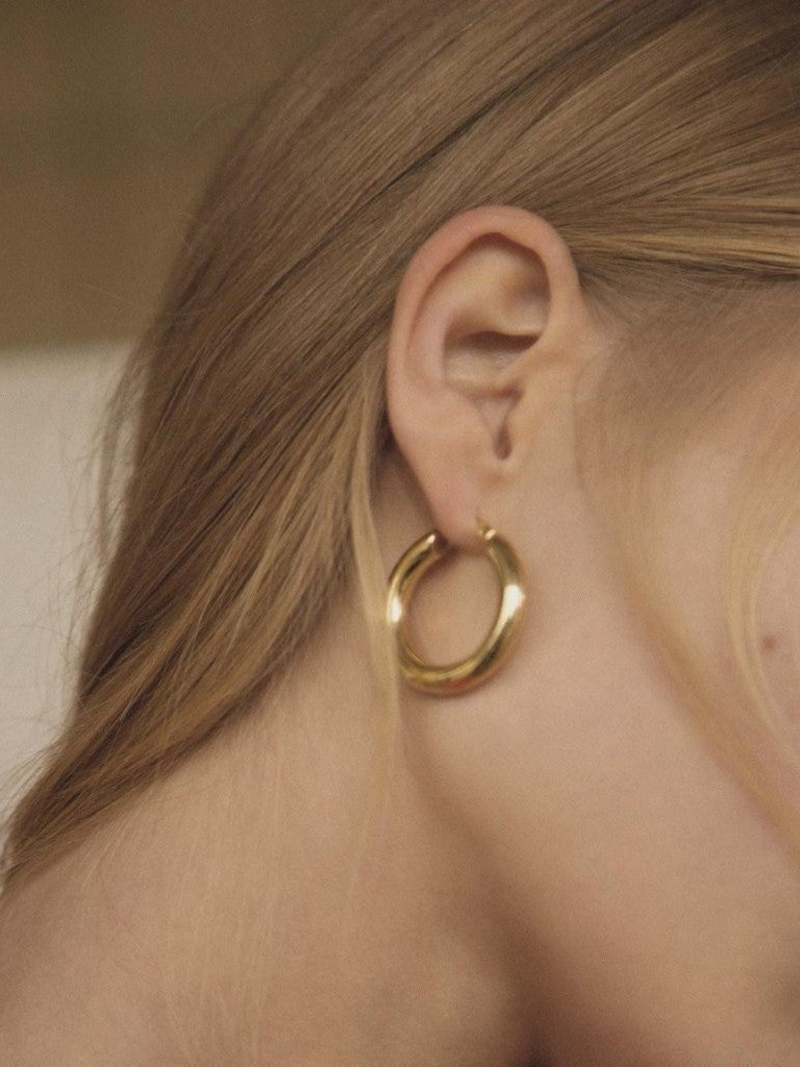 Common Muse Freja Large Hoop Earring - Gold | Garmentory