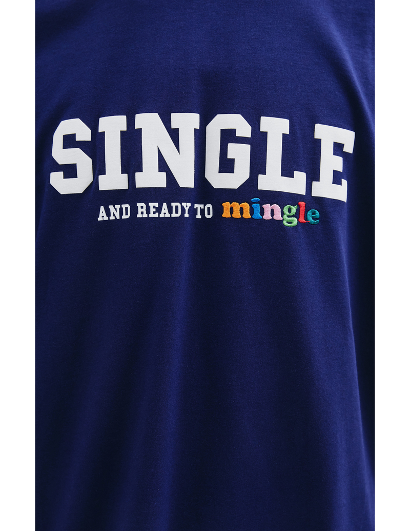 【VETEMENTS】Single And Mingle T-shirt VETEMENTS Single Mingle Printed T-shirt - Navy Blue | Garmentory