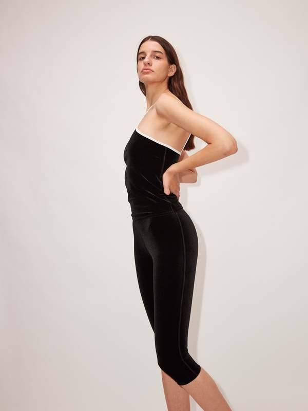 SIMONE WILD 黒 VELVET LONG SHORTS SIMONE WILD 黒 VElVET LONG SHORTS