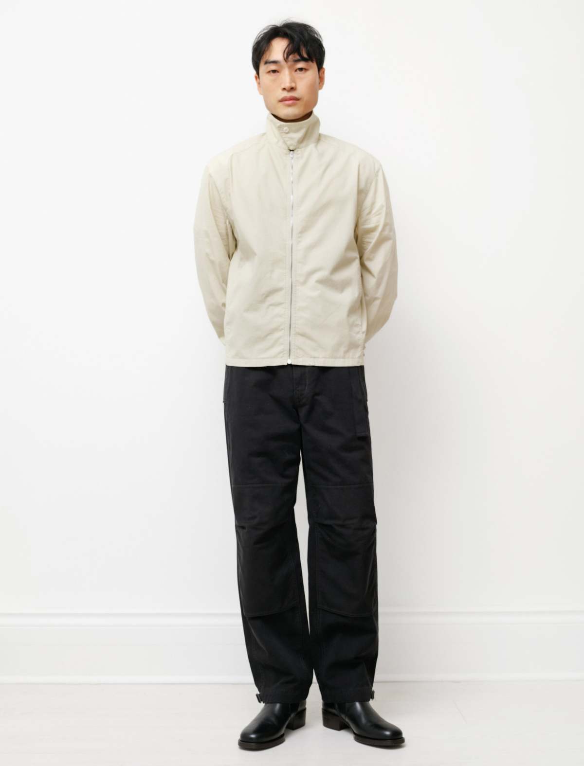 パンツ LEMAIRE UTILITY PANTS Lemaire Utility Pants - Black | Garmentory