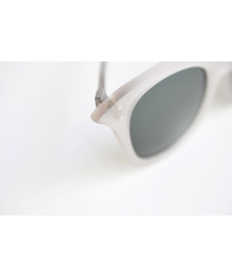 Pigalle - Champlight | Garmentory