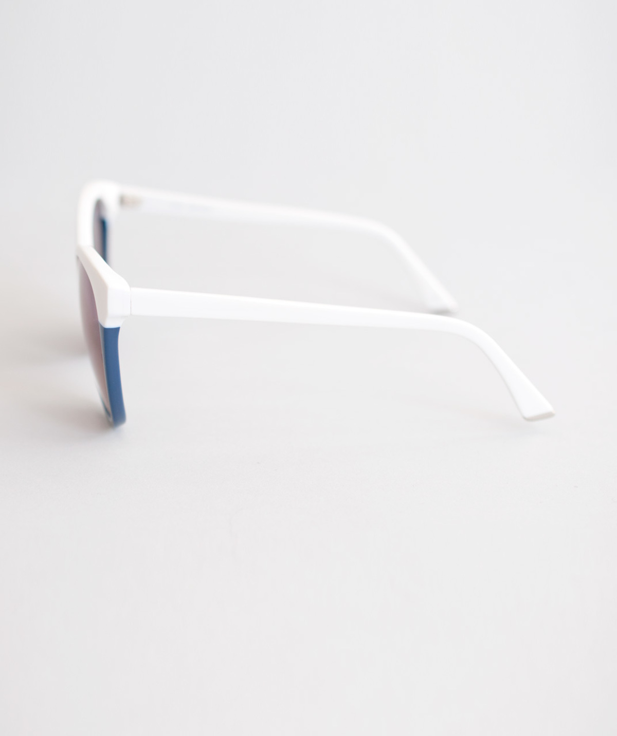 Sunday Somewhere Ladies Lily Black Sunglasses Soelae Black | Unisex Round Acetate Sunglasses | Sunday  main image 4