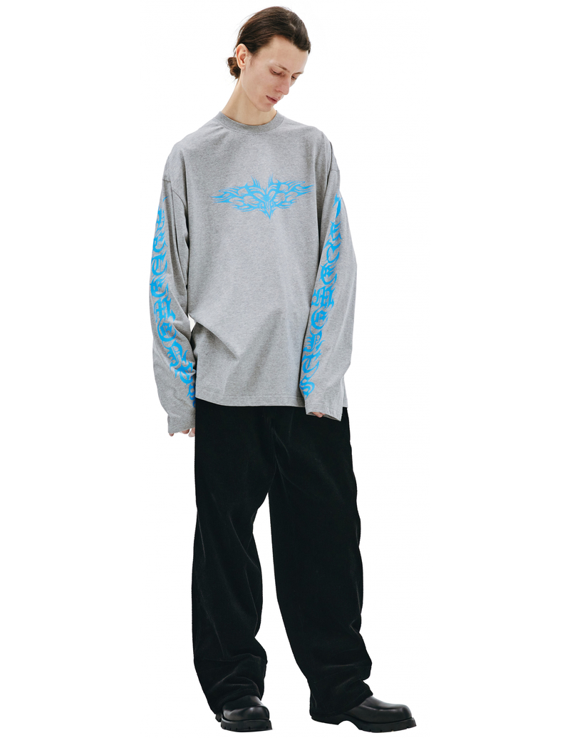 VETEMENTS Gothic print longsleeve t-shirt - grey | Garmentory