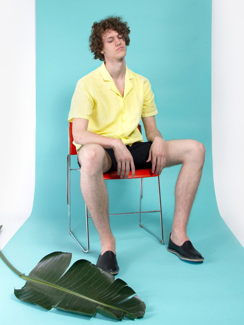 unisex Vayarta Black slip on