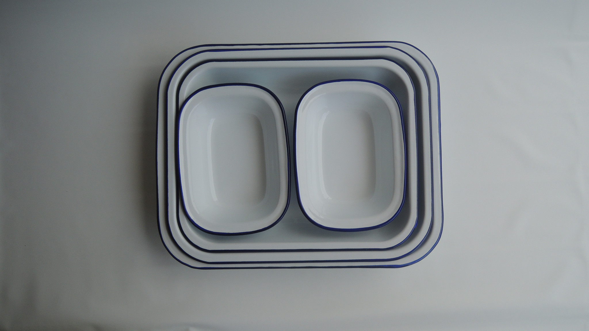 Falcon Enamelware Bake Set Garmentory